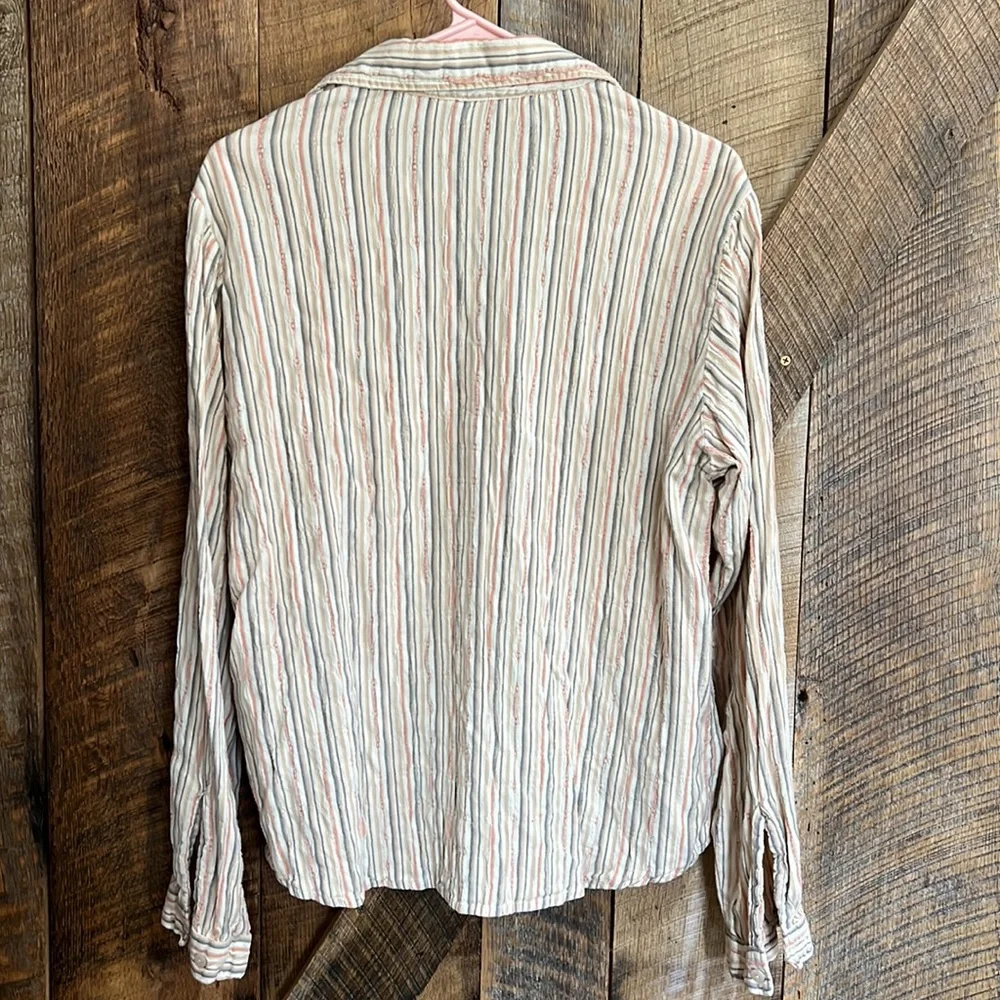 Vintage Woolrich womens button up shirt - Picture 4 of 4